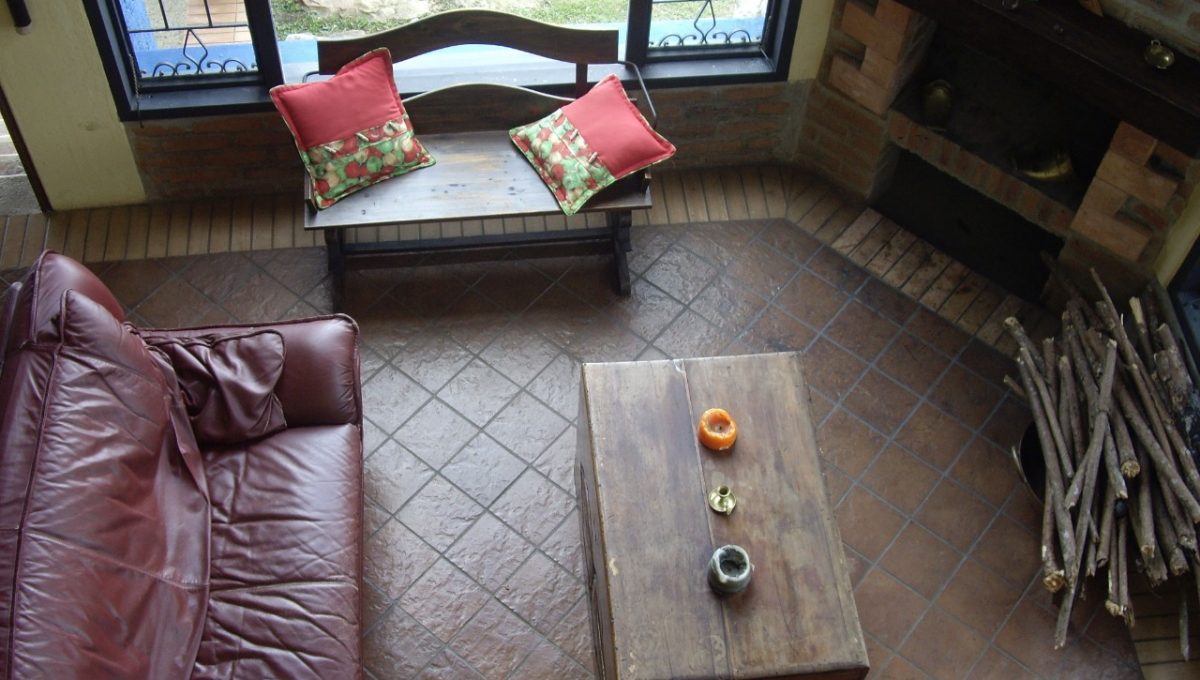 sala finca en venta darien