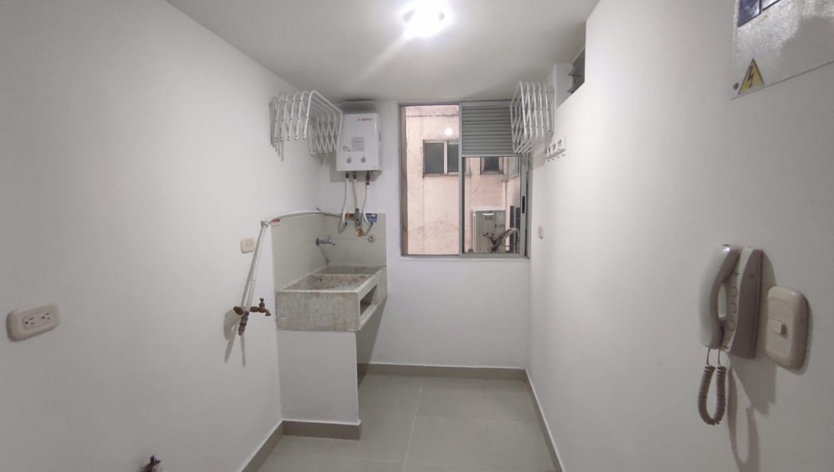 WhatsApp Image 2022-06-02 at 3.14.58 PM (1) (Large)