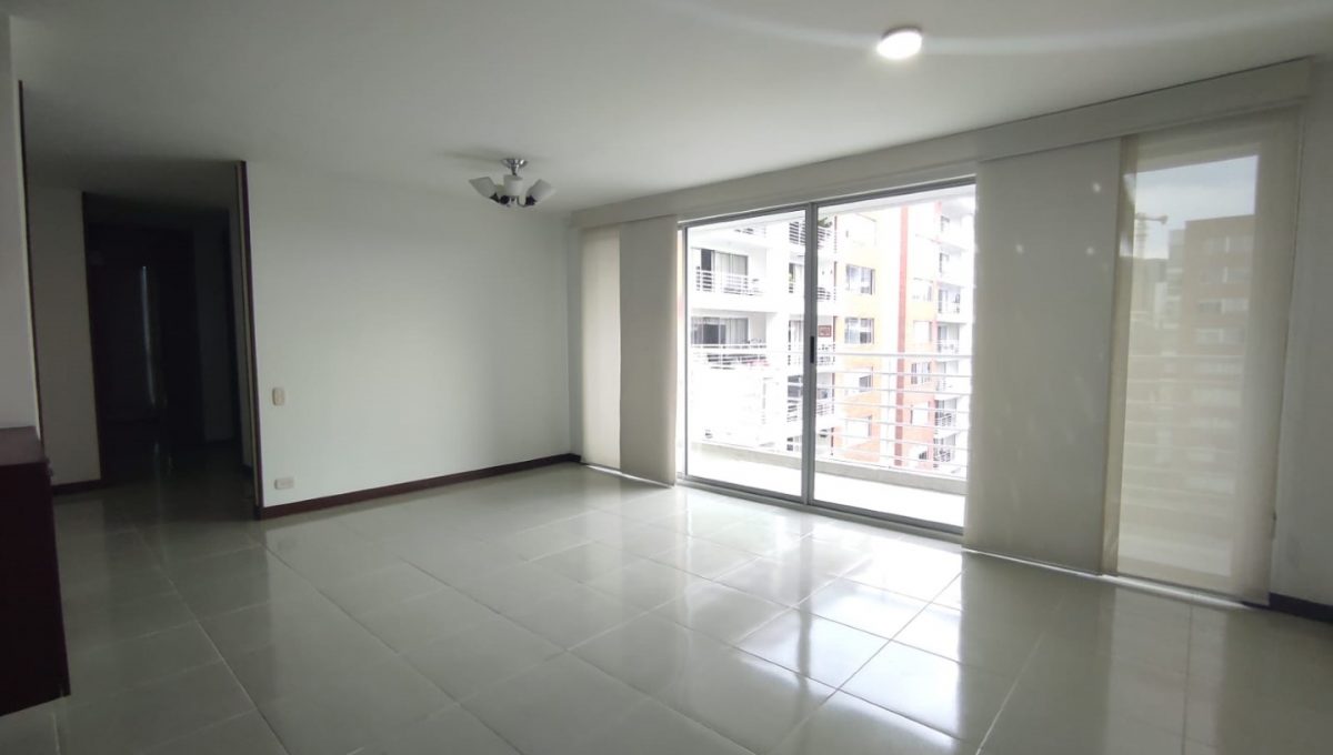 WhatsApp Image 2022-06-02 at 3.15.00 PM (1) (Large)