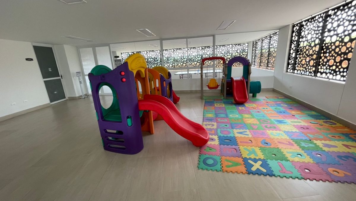 WhatsApp Image 2022-06-24 at 2.24.29 PM (1) (Large)