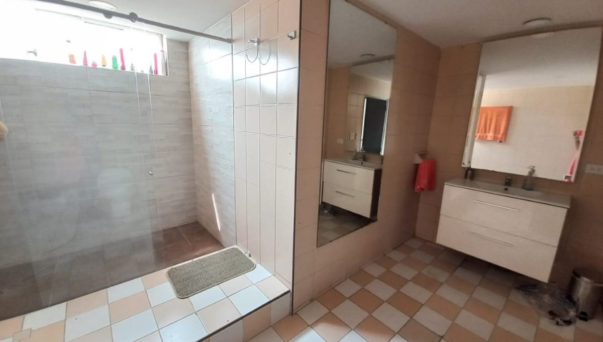 WhatsApp Image 2022-07-19 at 9.56.45 AM (2) (Large)