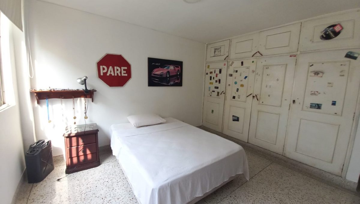 WhatsApp Image 2022-07-19 at 9.56.46 AM (Large)