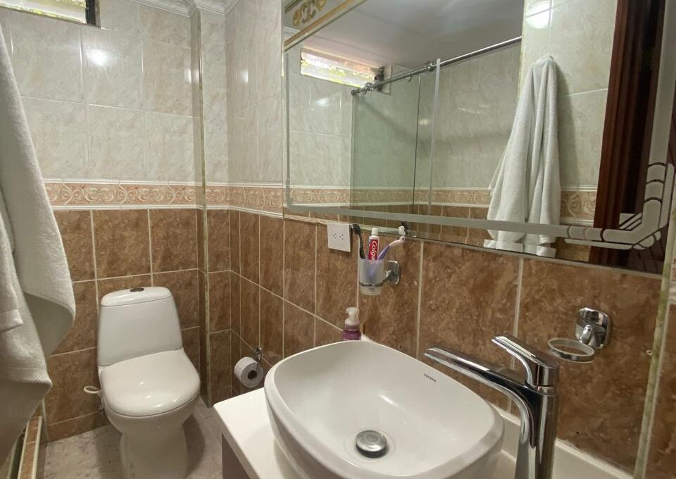 Casa Venta Ingenio- Baño Dormitorio 2