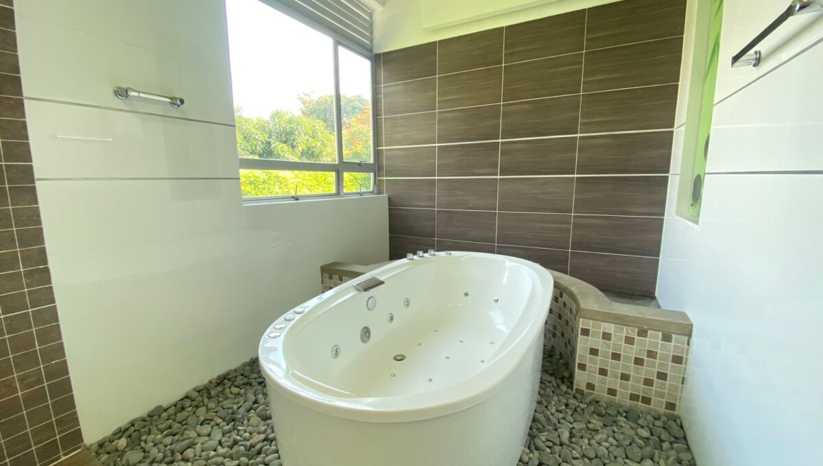 PHOTO-2025-07-17-10-34-47(3)