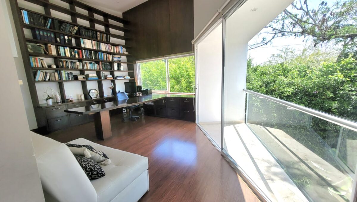 WhatsApp Image 2024-11-08 at 11.06.40 PM (6)