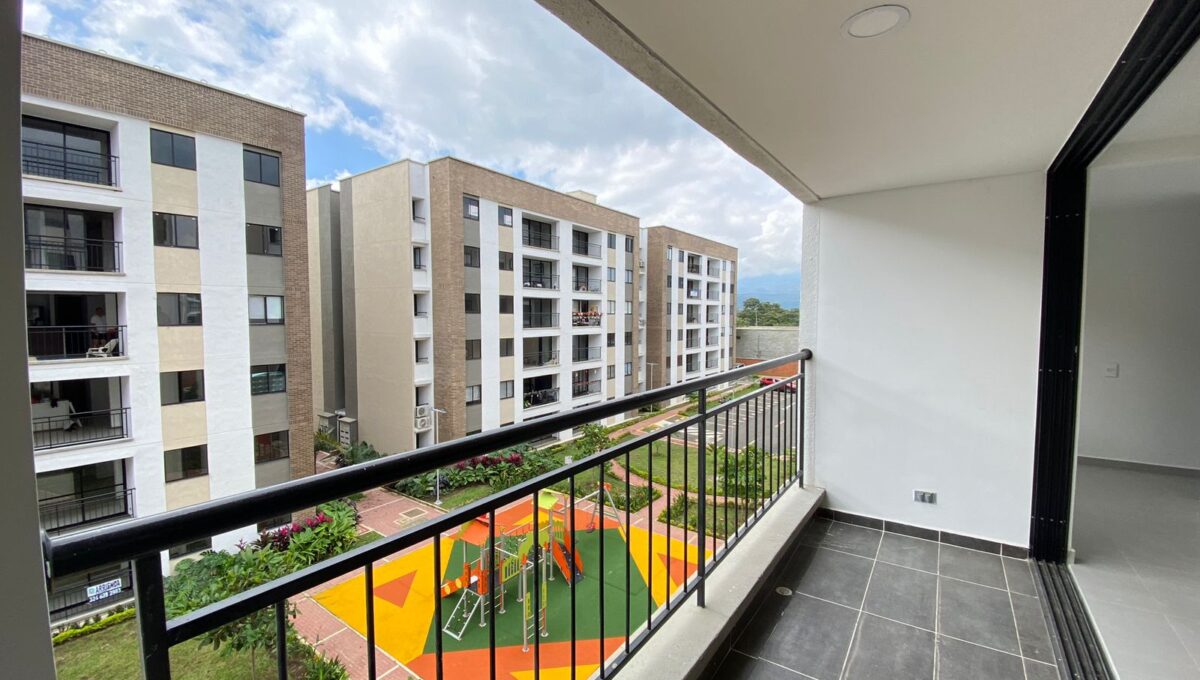 WhatsApp Image 2025-12-01 at 12.26.16 PM (3)