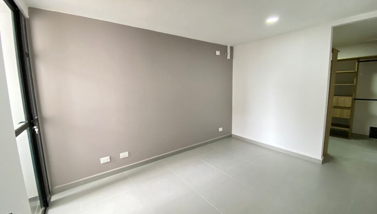 WhatsApp Image 2025-12-01 at 12.26.18 PM (2)