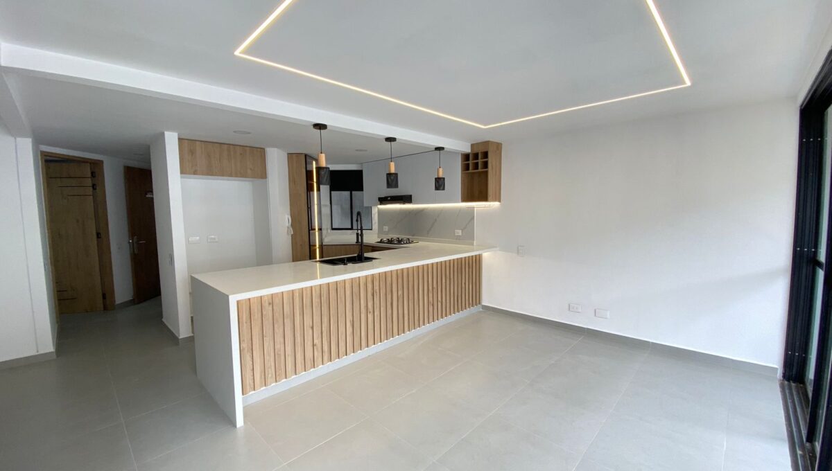 WhatsApp Image 2025-12-01 at 12.26.21 PM (1)