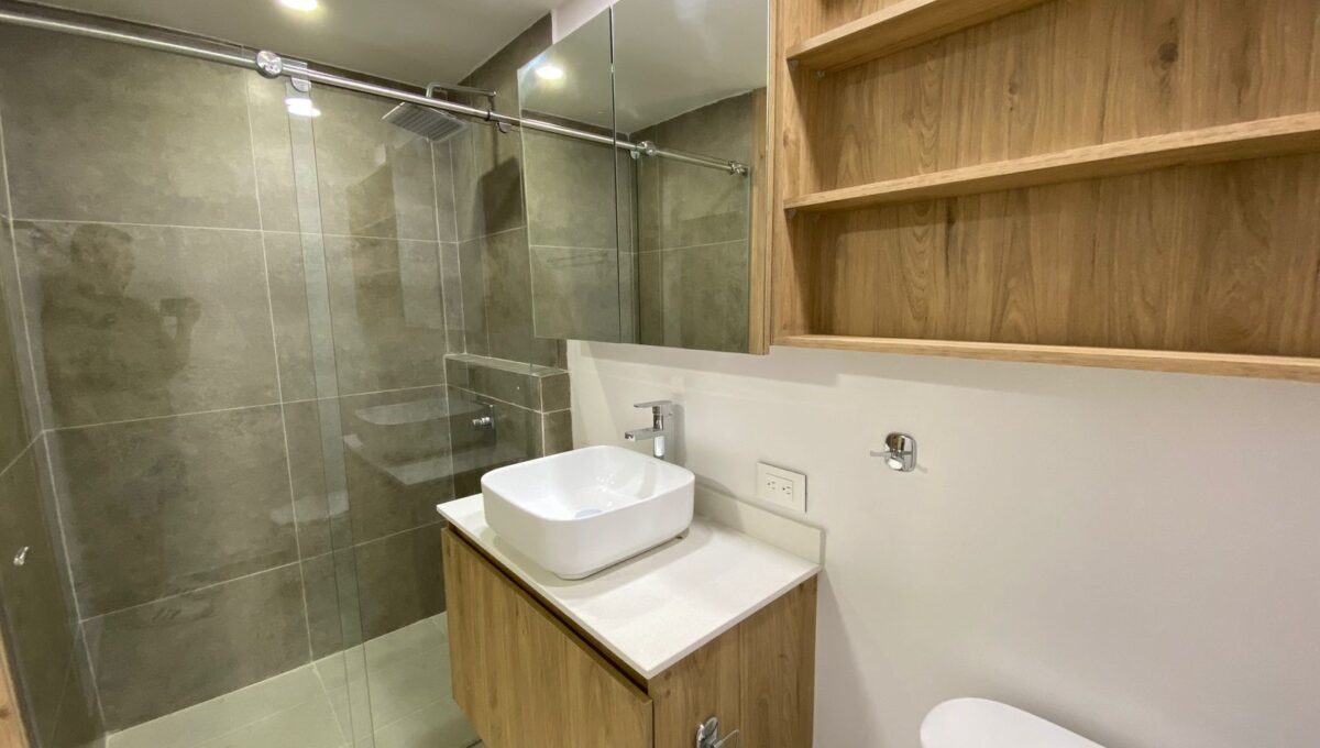 WhatsApp Image 2025-12-01 at 12.26.21 PM (2)