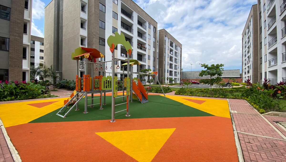 WhatsApp Image 2025-12-01 at 12.26.22 PM (1)