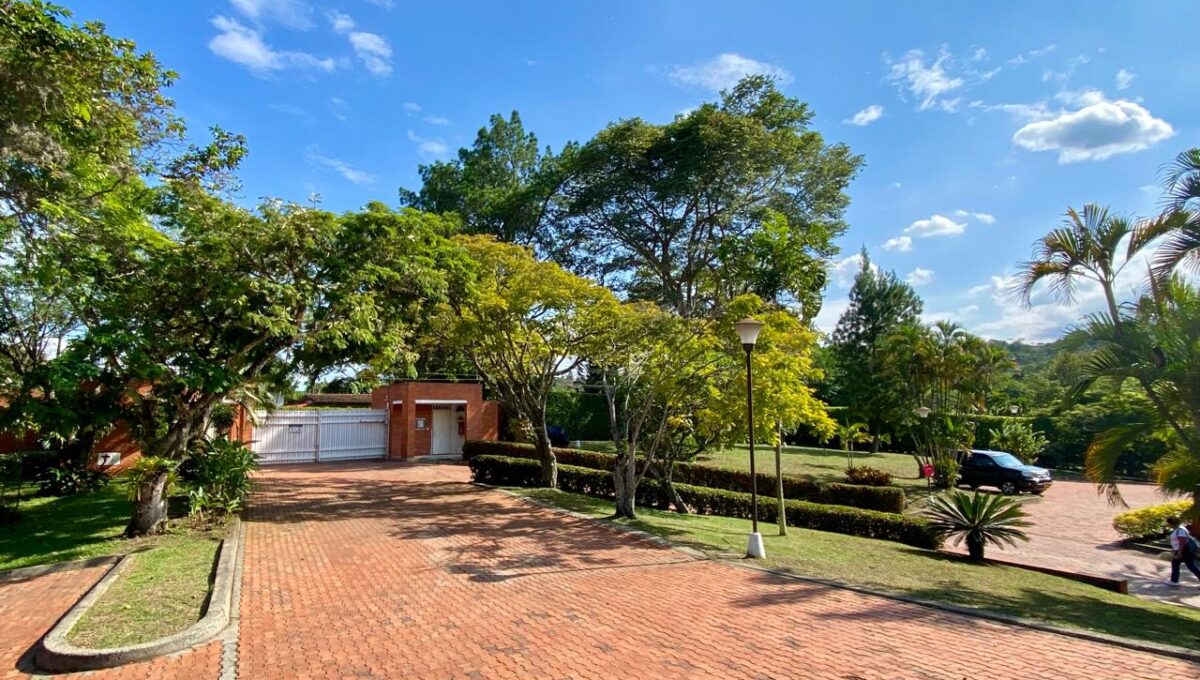 WhatsApp Image 2026-01-10 at 11.35.42 AM (1)