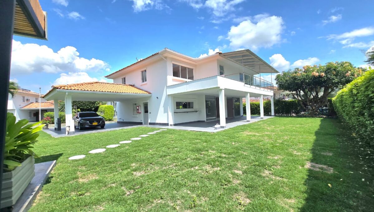 WhatsApp Image 2026-01-13 at 2.54.28 PM (1)