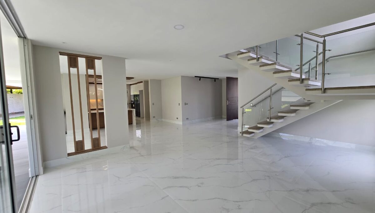 WhatsApp Image 2026-01-13 at 2.54.30 PM (2)