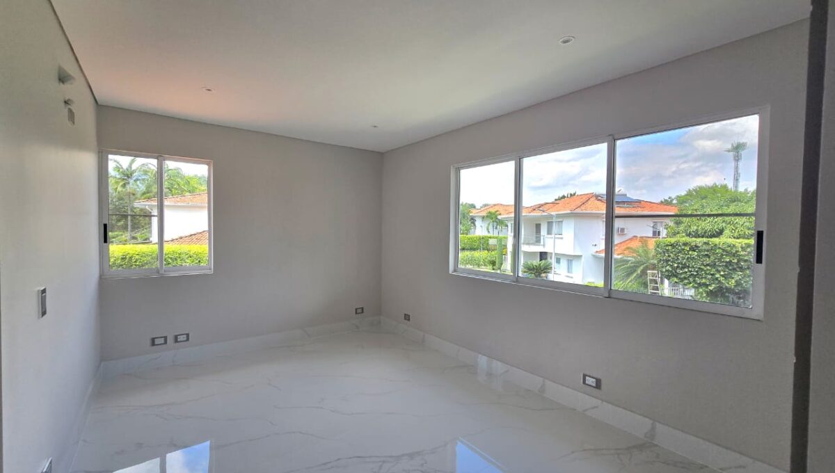 WhatsApp Image 2026-01-13 at 2.54.30 PM (4)