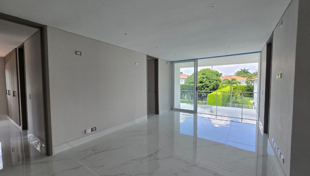 WhatsApp Image 2026-01-13 at 2.54.31 PM (1)